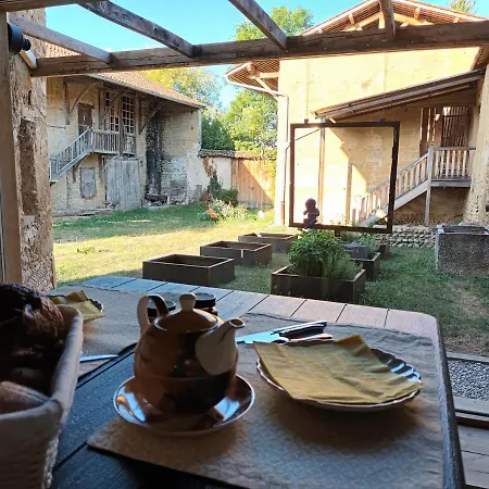 La Ferme De Berlioz * La Cote-Saint-Andre