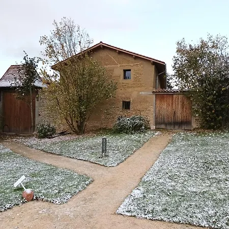 Aparthotel La Ferme De Berlioz La Cote-Saint-Andre