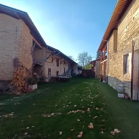 La Ferme De Berlioz 3* La Cote-Saint-Andre